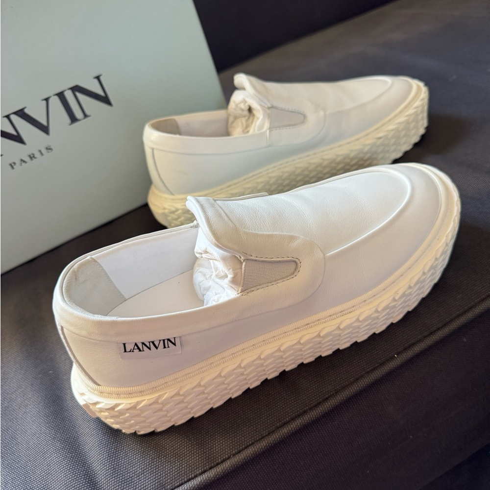 Used in excellent condition - Lanvin White Curbies Slip-on Sneakers